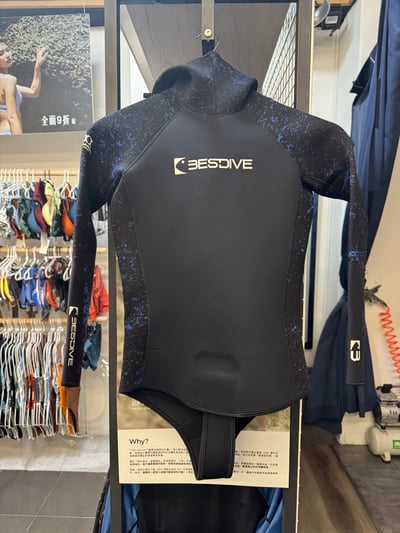 | 裝備寄賣 | Bestdive 3mm 男款/藍洞系列防寒衣 M號(店面展示中)9