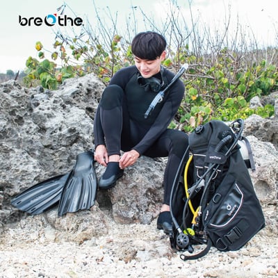 Breathe 水呼吸 3mm短筒 耐磨毛氈底防滑套鞋2