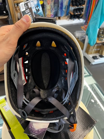 岩盔/登山頭盔3