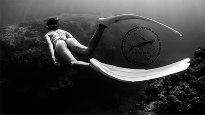 UNU LT 極輕量 塑膠長蛙鞋8