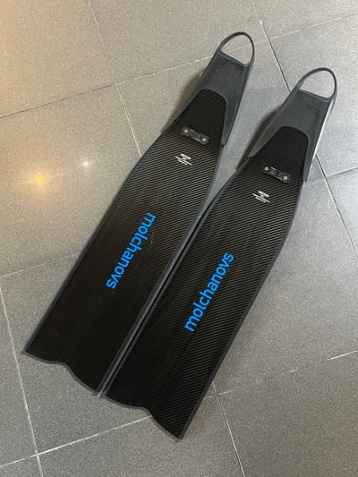 | 裝備寄賣 | Molchanovs SB3 二手碳纖長蛙鞋  (店面展示中)3