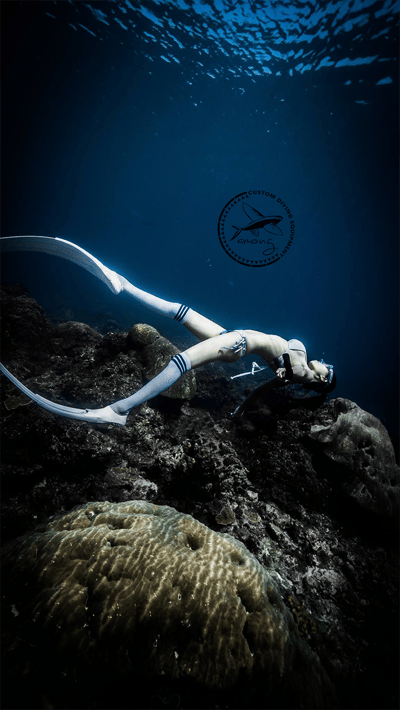 UNU LT 極輕量 塑膠長蛙鞋7