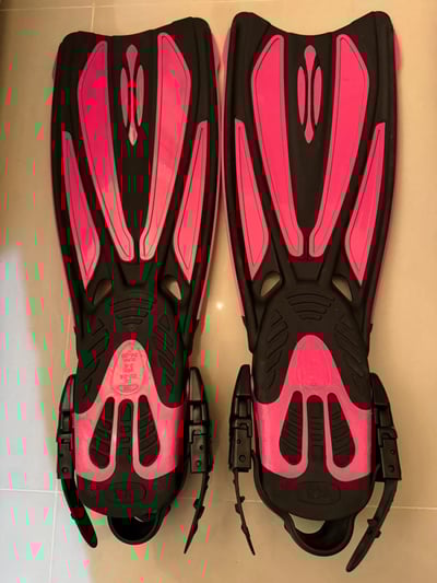 | 裝備寄賣 | TUSA SOLLA 水肺蛙鞋/粉 (線上)3