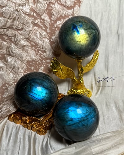 亮黃、湖藍星光拉長石球《JCS011》1