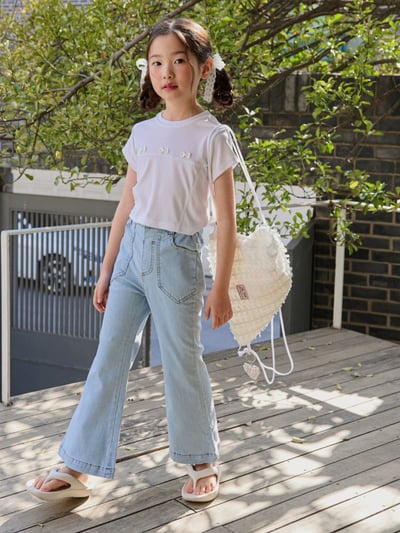 立體蝴蝶結上衣1