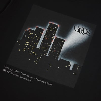 MIDNIGHT SPOLIGHT T-Shirt(黑)3