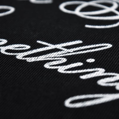 SELF-WORTH T-Shirt(黑)4