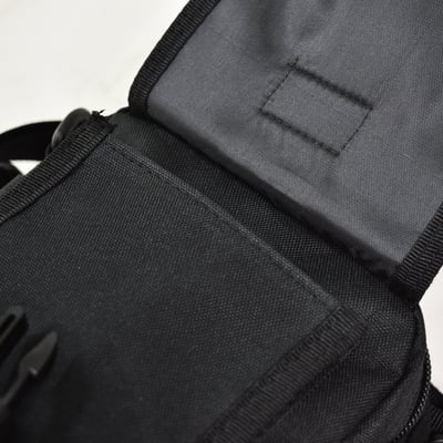 TACTICAL CROSSBODY BAG(黑)(單筆消費滿$3500即可免費獲得，數量有限送完為止)6