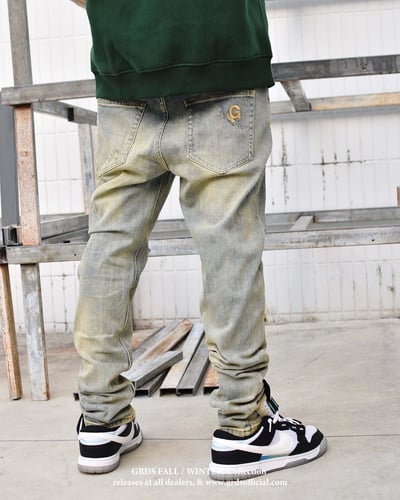 CLASSIC LOGO VINTAGE WASHED JEANS9