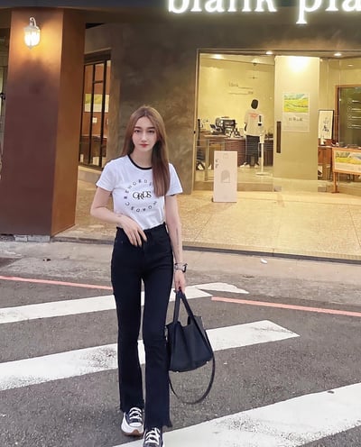 BASIC ROUND T-Shirt 錯位圓圈上衣(女孩)9