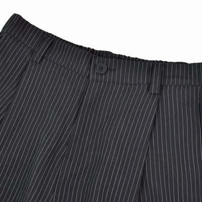 LABEL PINSTRIPE SHORTS(黑白直紋)2