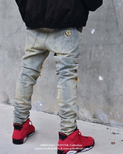 CLASSIC LOGO VINTAGE WASHED JEANS13