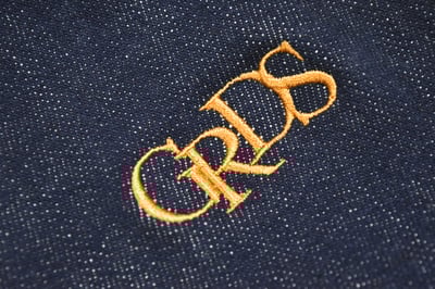 CLASSIC LOGO RAW JEANS2