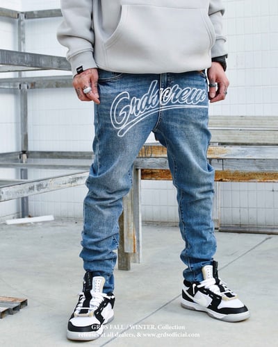 GRDS CREW LOGO JEANS(藍)5