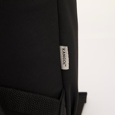 KANGOL袋鼠基本後背包-黑(男女共款)8