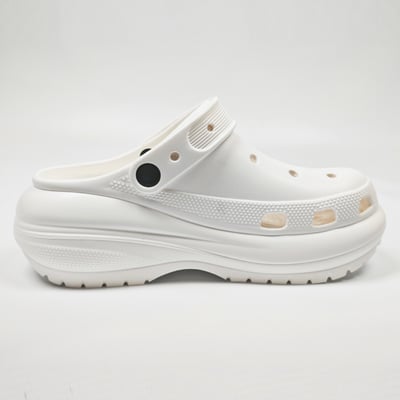 【買1送1】AKIBO老爹洞洞鞋-牛奶白(女款、7公分厚底增高、寬楦、輕量、兩穿、防水) / 內附AKIBO品牌鞋扣1個。現在買再送鞋扣組(不挑款)17