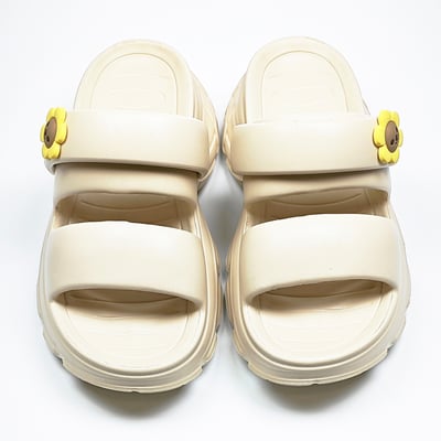 【買1送1】AKIBO澎澎雙帶厚底涼鞋-奶油白(女款、5公分厚底增高、雲朵感、輕量、兩穿、防水) / 內附AKIBO品牌鞋扣1個。現在買再送鞋扣組(不挑款)3