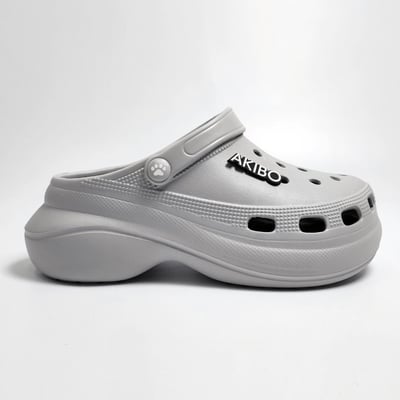 【買1送1】AKIBO厚底洞洞鞋-質感灰(女款、6公分厚底增高、寬楦、輕量、兩穿、防水) / 內附AKIBO品牌鞋扣1個。現在買再送鞋扣組(不挑款)21