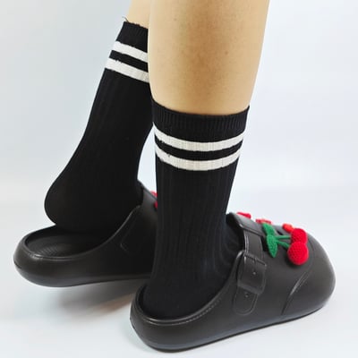 【買1送1】AKIBO布丁洞洞鞋-經典黑(女款、寬楦、雲朵感、輕量、耐走、防水) / 內附AKIBO品牌鞋扣1個。現在買再送鞋扣組(不挑款)11