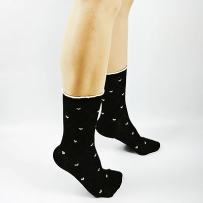 AKIBO愛心荷葉邊中筒襪(兩件組)-女款