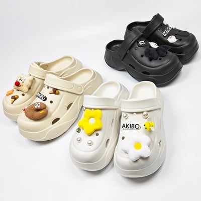 【買1送1】AKIBO波浪厚底洞洞鞋-經典黑(女款、6公分厚底增高、輕量、兩穿、防水)  / 內附AKIBO品牌鞋扣1個。現在買再送鞋扣組(不挑款)19