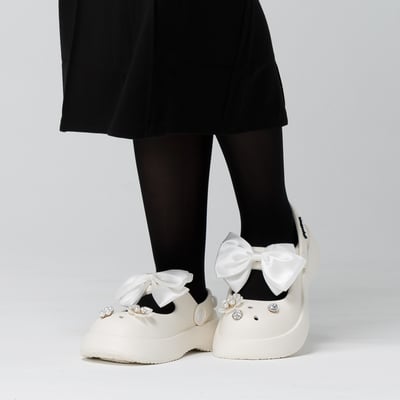 【買1送1】AKIBO瑪莉珍洞洞鞋-牛奶白(女款、4.5公分厚底增高、雲朵感、輕量、兩穿、防水)  / 內附AKIBO品牌鞋扣1個。現在買再送鞋扣組(不挑款)9