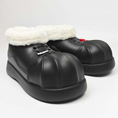 【買1送1】AKIBO毛毛洞洞短靴-經典黑(女款、4公分厚底增高、雲朵感、輕量、保暖) / 內附AKIBO品牌鞋扣2個。現在買再送鞋扣組(不挑款)5