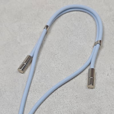 AKIBO時尚充電手機掛繩-天空藍(中性款、快充、可調節、耐磨、耐重、TYPE-C to TYPE-C) / 內附AKIBO品牌手機掛片1個5