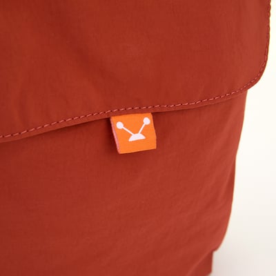 Angelia&Pets輕防撥水側肩包-深橘10