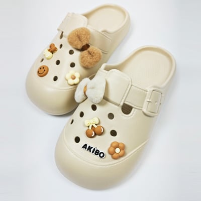 【買1送1】AKIBO布丁洞洞鞋-奶油白(女款、寬楦、雲朵感、輕量、耐走、防水) / 內附AKIBO品牌鞋扣1個。現在買再送鞋扣組(不挑款)4