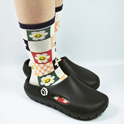 【買1送1】AKIBO巧巴達勃肯鞋-經典黑(中性款、雲朵感、輕量、耐走、防水) / 內附AKIBO品牌鞋扣1個。現在買再送鞋扣組(不挑款)8