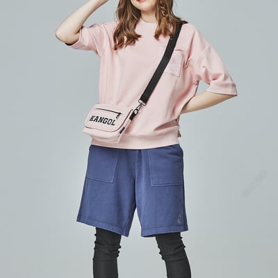 KANGOL袋鼠字母Logo側背包 -粉2