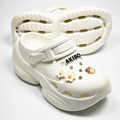 【買1送1】AKIBO搖滾老爹洞洞鞋-牛奶白(女款、6公分厚底增高、輕量、兩穿、防水) / 內附AKIBO品牌鞋扣1個。現在買再送鞋扣組(不挑款)7