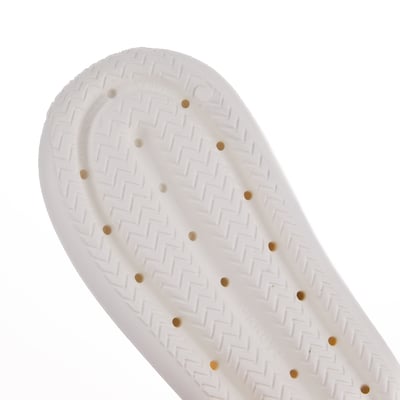 【買1送1】NCAA休閒洞洞鞋-白(中性款、寬楦、雲朵感、輕量、防水)/ 內附NCAA品牌鞋扣1個。現在買再送鞋扣組(不挑款)4