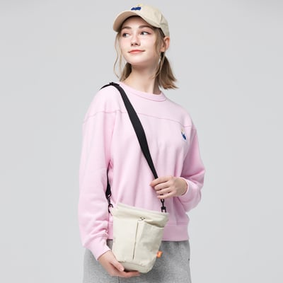 Angelia&Pets輕防撥水側肩包-淺卡其5