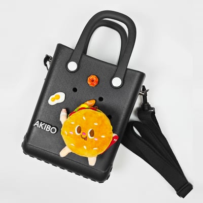 【買1送1】AKIBO吐司包-經典黑(創意點點洞洞包。中性款、輕量、防水) / 內附AKIBO品牌鞋扣1個。現在買再送鞋扣組(不挑款)