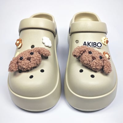 【買1送1】AKIBO極簡厚底洞洞鞋-奶油白(女款、寬楦、耐走、兩穿、防水) / 內附AKIBO品牌鞋扣1個。現在買再送鞋扣組(不挑款)3