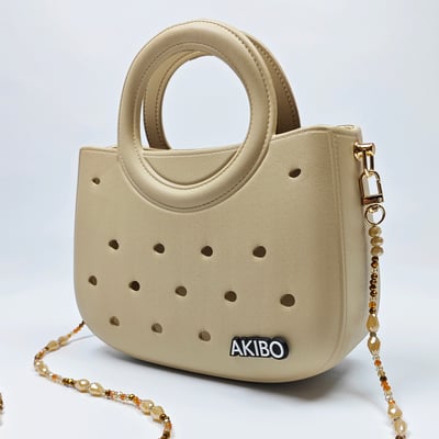 【買1送1】AKIBO滿月包-奶油白/星光珠環背帶(肩背手提洞洞包。中性款、輕量、防水) / 內附AKIBO品牌鞋扣1個。現在買再送鞋扣組(不挑款)6