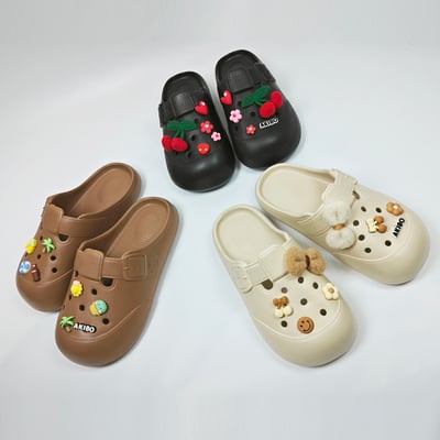 【買1送1】AKIBO布丁洞洞鞋-咖啡(女款、寬楦、雲朵感、輕量、耐走、防水) / 內附AKIBO品牌鞋扣1個。現在買再送鞋扣組(不挑款)19