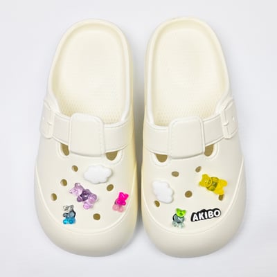 【買1送1】AKIBO布丁洞洞鞋-牛奶白(女款、寬楦、雲朵感、輕量、耐走、防水) / 內附AKIBO品牌鞋扣1個。現在買再送鞋扣組(不挑款)2
