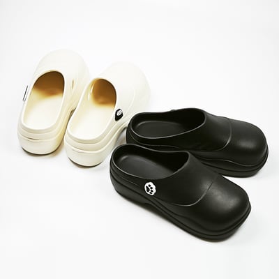 【買1送1】AKIBO清新穆勒鞋-經典黑(女款、輕量、耐走、防水) / 內附AKIBO品牌鞋扣1個。現在買再送鞋扣組(不挑款)15