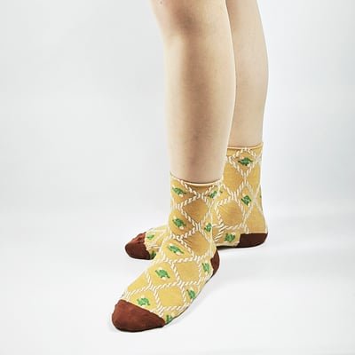 AKIBO森系花語中筒襪(三件組)-女款