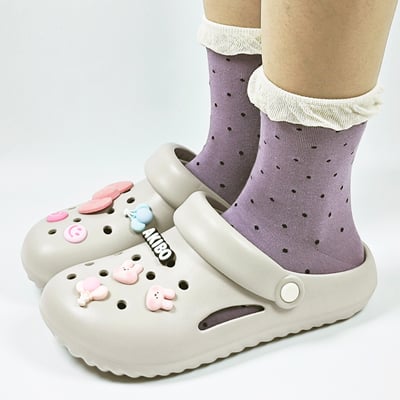 【買1送1】AKIBO泡芙洞洞鞋-質感灰(女款、雲朵感、輕量、兩穿、防水) / 內附AKIBO品牌鞋扣1個。現在買再送鞋扣組(不挑款)13