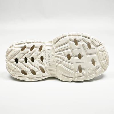 【買1送1】AKIBO韓系動感厚底涼鞋-牛奶白(女款、5公分厚底增高、輕量、防水) / 內附AKIBO品牌鞋扣1個。現在買再送鞋扣組(不挑款)17