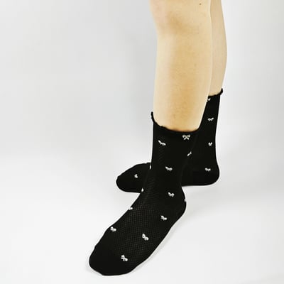 AKIBO蝴蝶結荷葉邊中筒襪(兩件組)-女款8