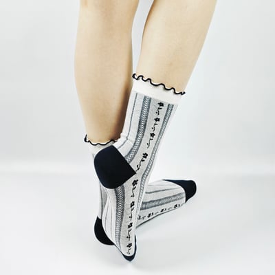 AKIBO復古學院風中筒襪(三件組)-女款12