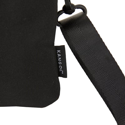 KANGOL多夾層小側包-經典黑5