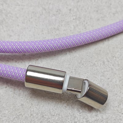 AKIBO時尚充電手機掛繩-薰衣紫(中性款、快充、可調節、耐磨、耐重、TYPE-C to TYPE-C) / 內附AKIBO品牌手機掛片1個6