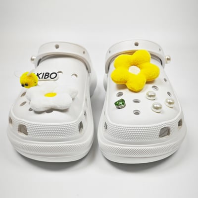 【買1送1】AKIBO厚底洞洞鞋-牛奶白(女款、6公分厚底增高、寬楦、輕量、兩穿、防水) / 內附AKIBO品牌鞋扣1個。現在買再送鞋扣組(不挑款)3