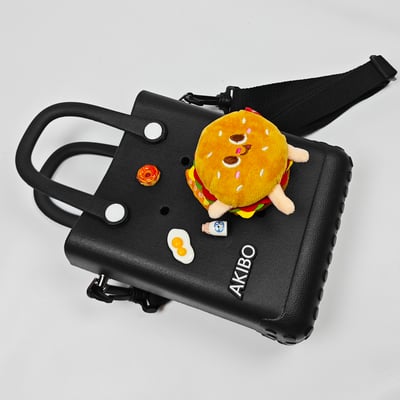 【買1送1】AKIBO吐司包-經典黑(創意點點洞洞包。中性款、輕量、防水) / 內附AKIBO品牌鞋扣1個。現在買再送鞋扣組(不挑款)